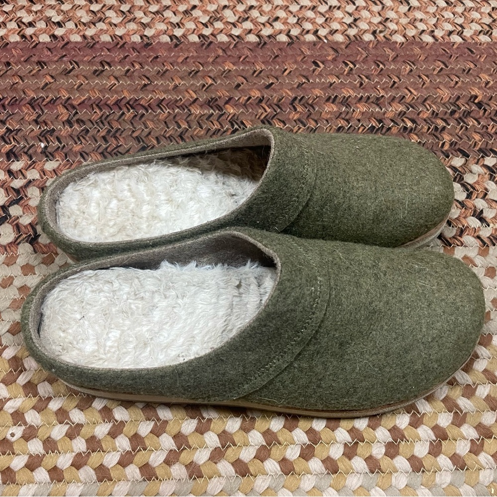 Merrell Green Mules with Cream Lining
